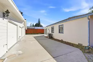 22141 Wallace Dr, Cupertino, CA 95014 - Photo 41