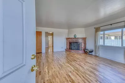 1212 Palm Ave, Seaside, CA 93955 - Photo 3