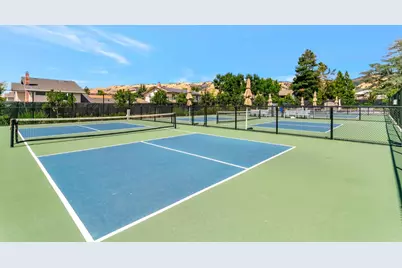 7402 Via Calzada, San Jose, CA 95135 - Photo 37