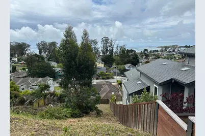 1122 Columbus St, El Granada, CA 94018 - Photo 9