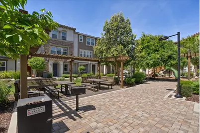 17981 Cantabria Ln, Morgan Hill, CA 95037 - Photo 29