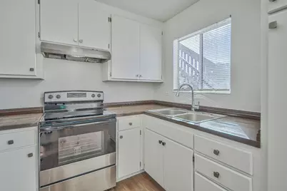 290 Pennsylvania Dr, Watsonville, CA 95076 - Photo 5