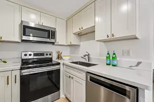 705 W Fremont Ave 3, Sunnyvale, CA 94087 - Photo 7