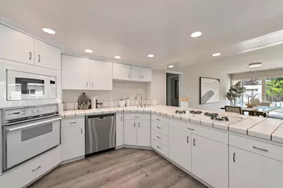 20805 Greenleaf Dr, Cupertino, CA 95014 - Photo 11