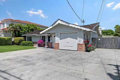 20805 Greenleaf Dr, Cupertino, CA 95014 - Photo 3