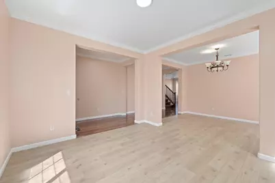 5749 Oakmont Dr, Richmond, CA 94806 - Photo 7