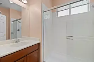 5749 Oakmont Dr, Richmond, CA 94806 - Photo 19