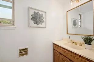 216 Montclair Rd, Los Gatos, CA 95032 - Photo 15
