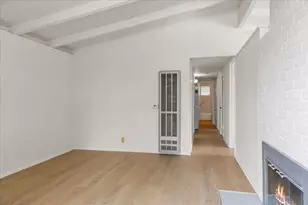 702 Lakefair Dr, Sunnyvale, CA 94089 - Photo 23