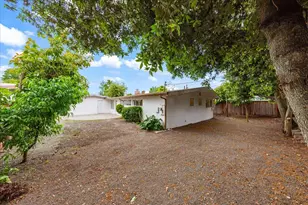 702 Lakefair Dr, Sunnyvale, CA 94089 - Photo 15