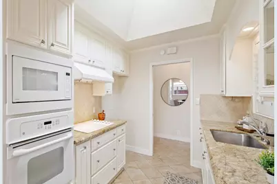 4889 Clarendon Dr, San Jose, CA 95129 - Photo 7
