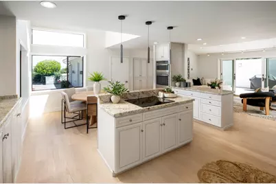 13057 La Cresta Dr, Los Altos Hills, CA 94022 - Photo 9