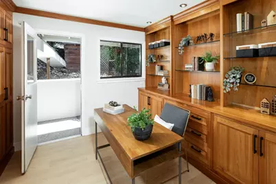 13057 La Cresta Dr, Los Altos Hills, CA 94022 - Photo 17