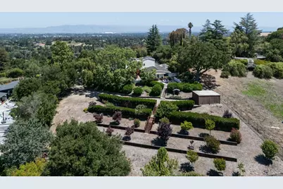 13057 La Cresta Dr, Los Altos Hills, CA 94022 - Photo 51
