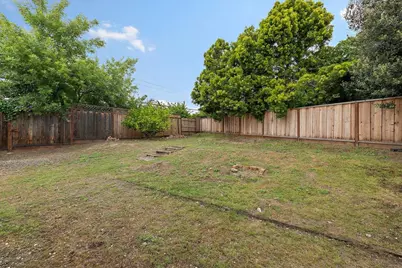 2247 Dayle Ct, Fremont, CA 94539 - Photo 23