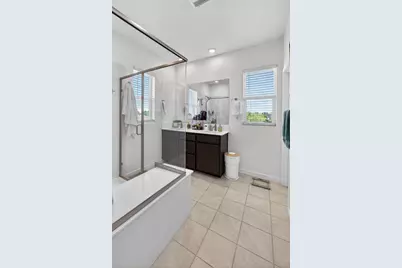 4501 Blackrock Dr, Sacramento, CA 95834 - Photo 19