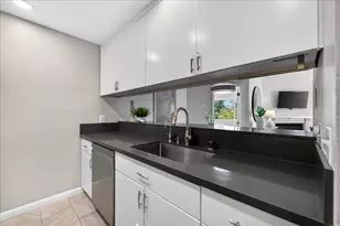 1271 Poplar 406, Sunnyvale, CA 94086 - Photo 11