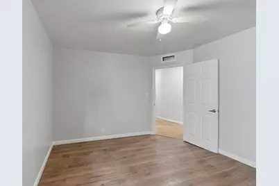 8715 E St, Oakland, CA 94621 - Photo 23
