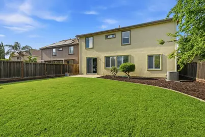 660 Bramblewood Ave, Lathrop, CA 95330 - Photo 45