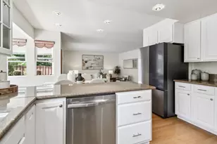 3393 Belgrove Cir, San Jose, CA 95148 - Photo 31