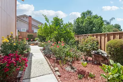 3393 Belgrove Cir, San Jose, CA 95148 - Photo 55