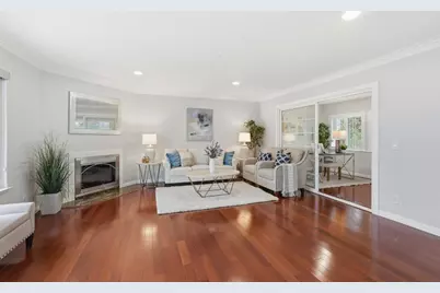 702 Winstead Ct, Sunnyvale, CA 94087 - Photo 9