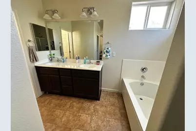1444 San Pedro St, Los Banos, CA 93635 - Photo 11