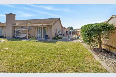 29146 Santa Cruz Dr, Gustine, CA 95322 - Photo 5