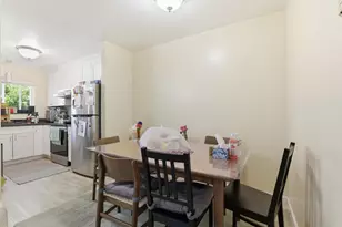 1195 Weyburn Ln, San Jose, CA 95129 - Photo 11