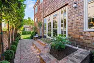 1427 Byron St, Palo Alto, CA 94301 - Photo 27