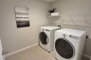 2731 Viterbo Ct 4, San Jose, CA 95111 - Photo 25