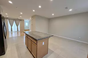 2731 Viterbo Ct 4, San Jose, CA 95111 - Photo 9