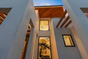 2338 Thompson Ct, Mountain View, CA 94043 - Photo 3