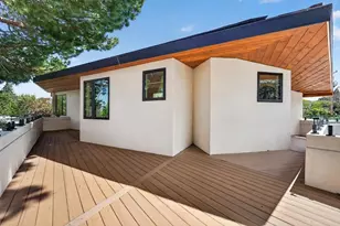 2338 Thompson Ct, Mountain View, CA 94043 - Photo 51