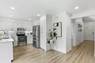 6263 Mahan Dr, San Jose, CA 95123 - Photo 15