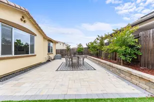 714 Burgundy St, Vacaville, CA 95687 - Photo 41