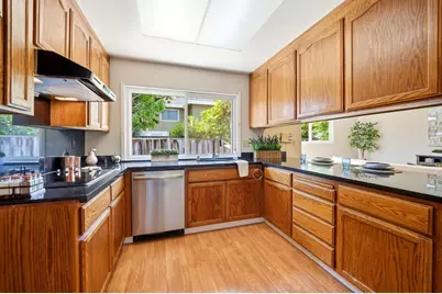 6489 San Anselmo Way, San Jose, CA 95119 - Photo 9