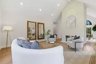 8 Almendra Ln, Los Altos, CA 94022 - Photo 9
