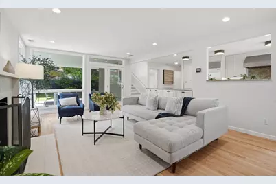 2066 Byron St, Palo Alto, CA 94301 - Photo 11