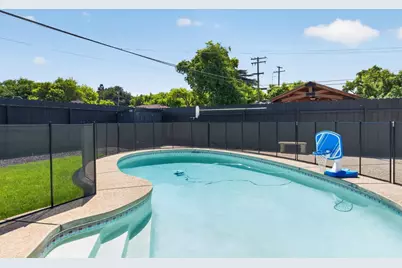 1212 Sycamore Ave, Modesto, CA 95350 - Photo 25