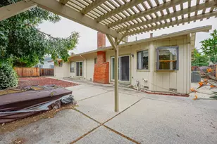 20683 Greenleaf Dr, Cupertino, CA 95014 - Photo 39