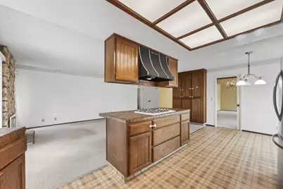 20683 Greenleaf Dr, Cupertino, CA 95014 - Photo 15