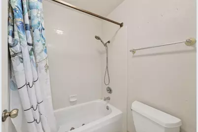 20683 Greenleaf Dr, Cupertino, CA 95014 - Photo 33