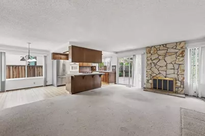 20683 Greenleaf Dr, Cupertino, CA 95014 - Photo 21