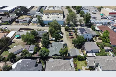 1270 Hoffman Ln, Campbell, CA 95008 - Photo 7