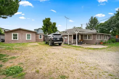 1270 Hoffman Ln, Campbell, CA 95008 - Photo 13