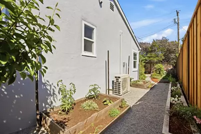 916 5th Ave, Redwood City, CA 94063 - Photo 35