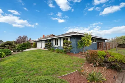 2060 Touraine Ln, Half Moon Bay, CA 94019 - Photo 7
