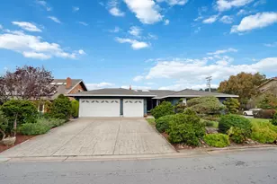 2060 Touraine Ln, Half Moon Bay, CA 94019 - Photo 7
