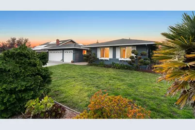 2060 Touraine Ln, Half Moon Bay, CA 94019 - Photo 5